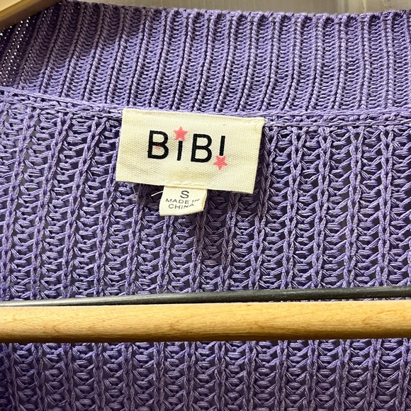 BiBi Trendy Daisy Knit Top by BiBi - Picture 5 of 9